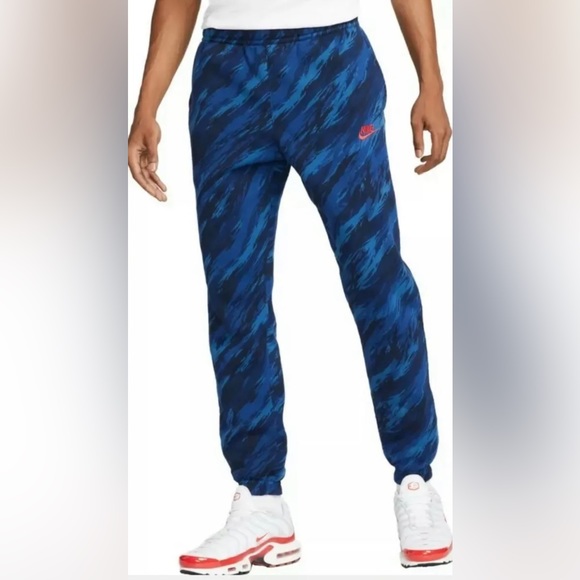 Men's Nike Sportswear Essentials Club Fleece Pants Blue Court Camo DD5145 - Picture 1 of 4